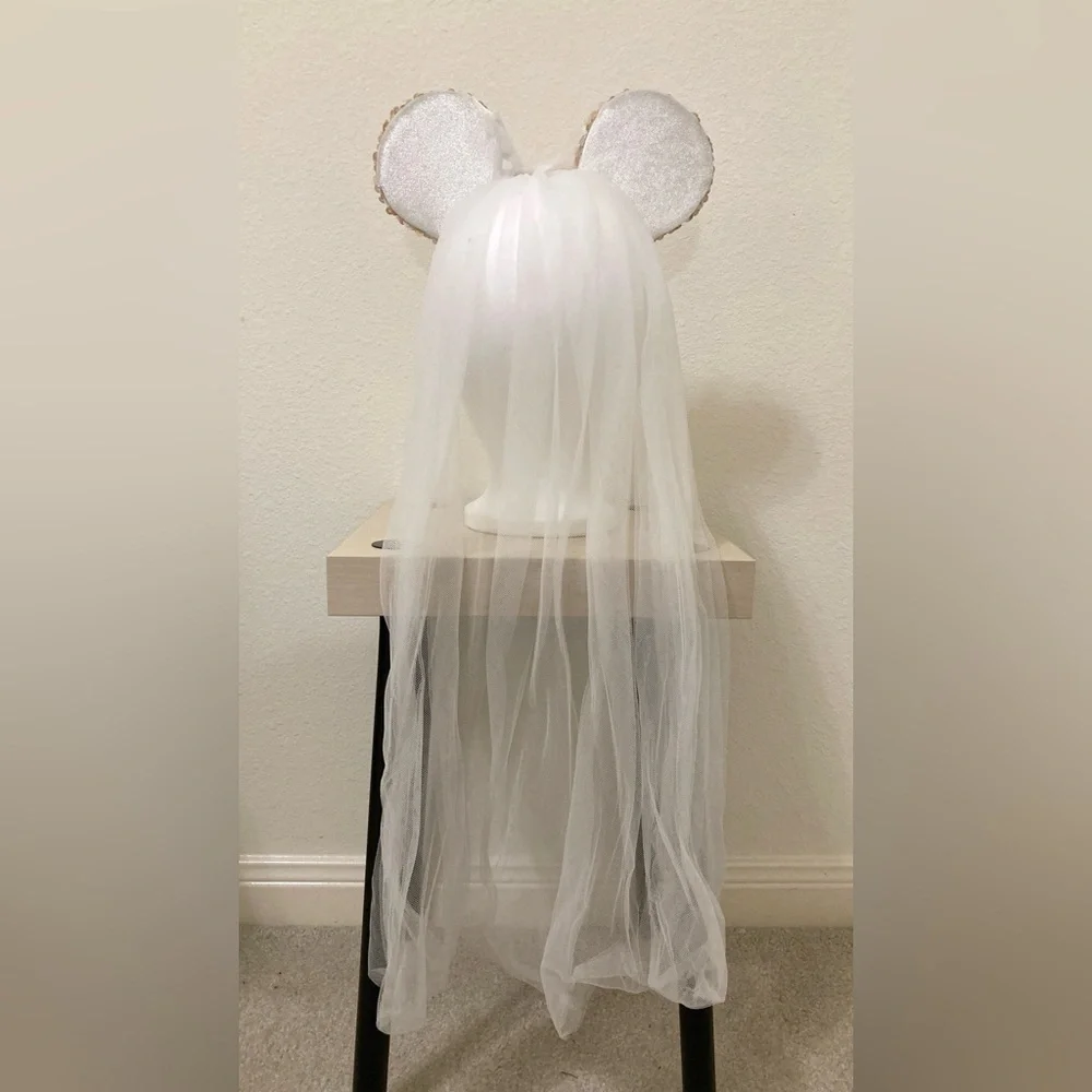 Disney Parks Bridal Minnie Mouse Ears Veil Bride Sequin Headband - Picture 12 of 13